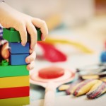 Quelles sont les bienfaits des jouets en bois pour les enfants ?